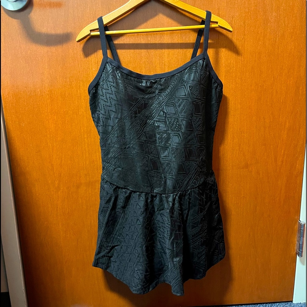 Women’s Elisabeth by Liz Claibourne black peplum one piece bathing suit Size 18W